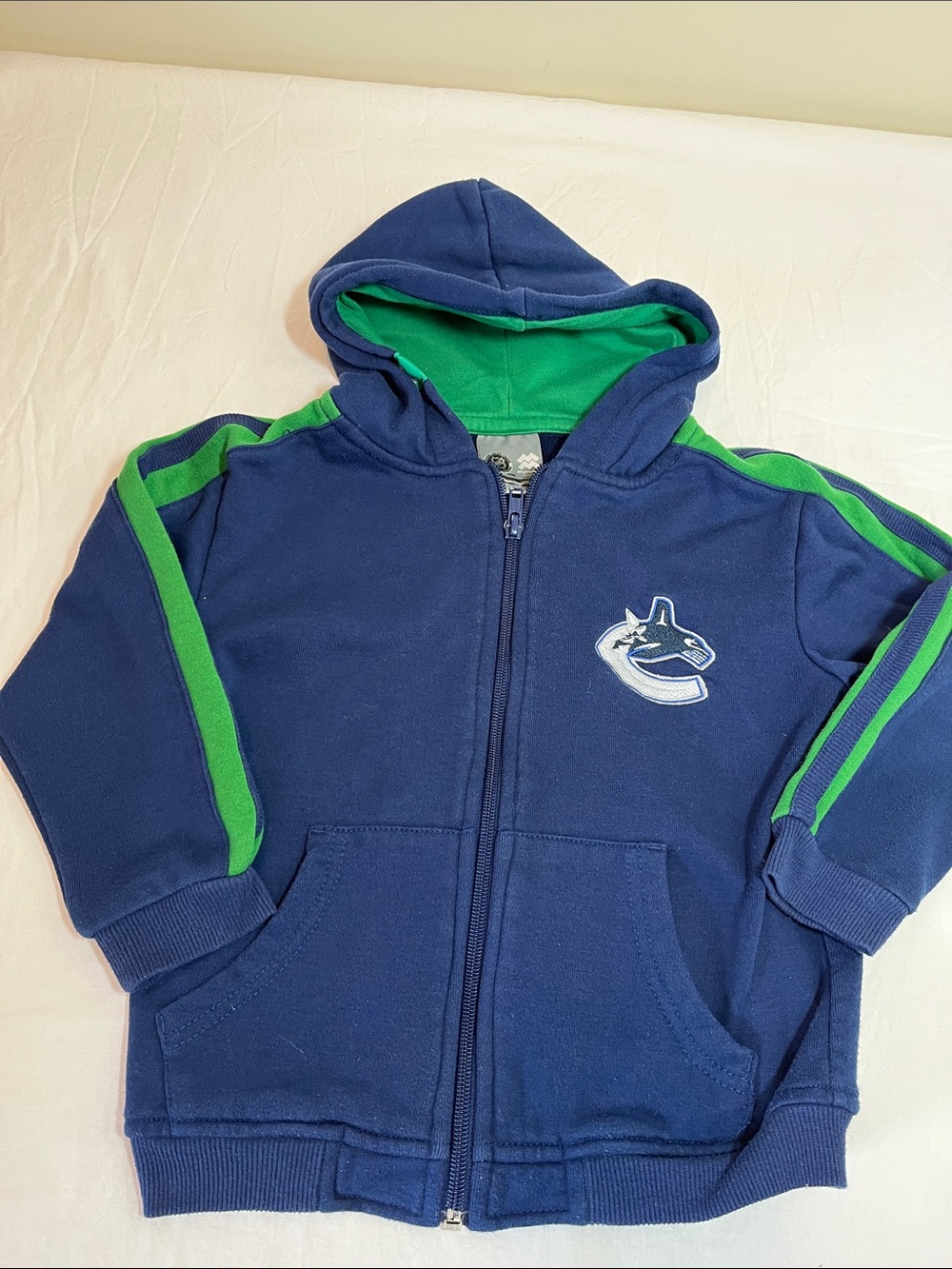Size 4 Vancouver Canucks hoodie
